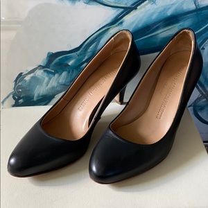 Woman by Common Projects Black Leather Heels, 36